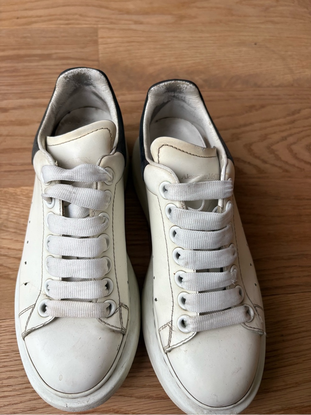 Alexander McQueen - White Leather Sneakers White/Black - Picture 2 of 6